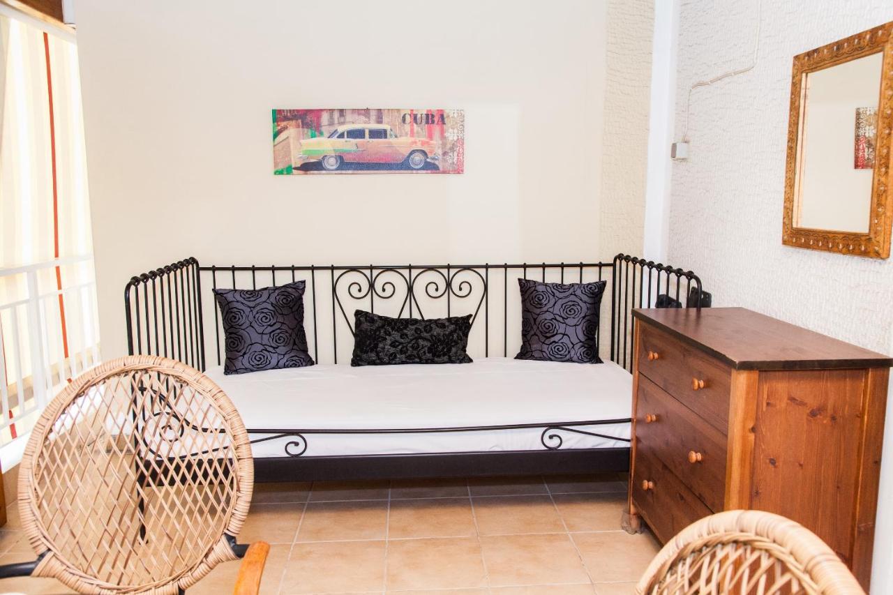 Amazing Apartment With View! Piraeus Buitenkant foto
