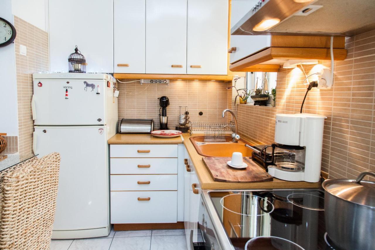 Amazing Apartment With View! Piraeus Buitenkant foto