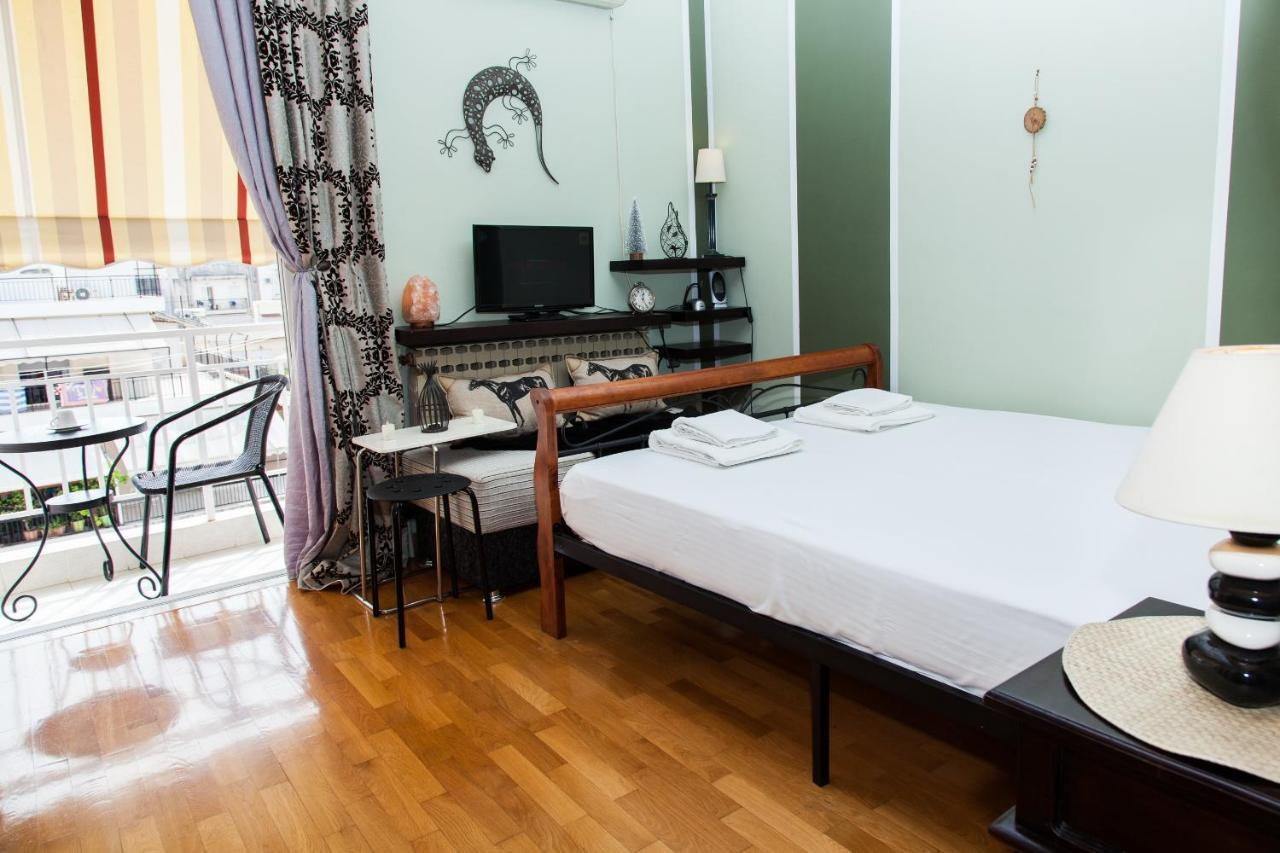 Amazing Apartment With View! Piraeus Buitenkant foto